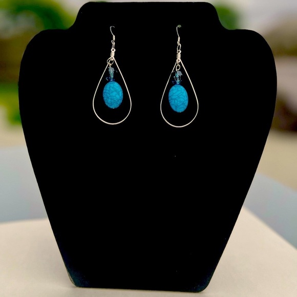 Beautiful Blue Dangle Earrings - Picture 8 of 8